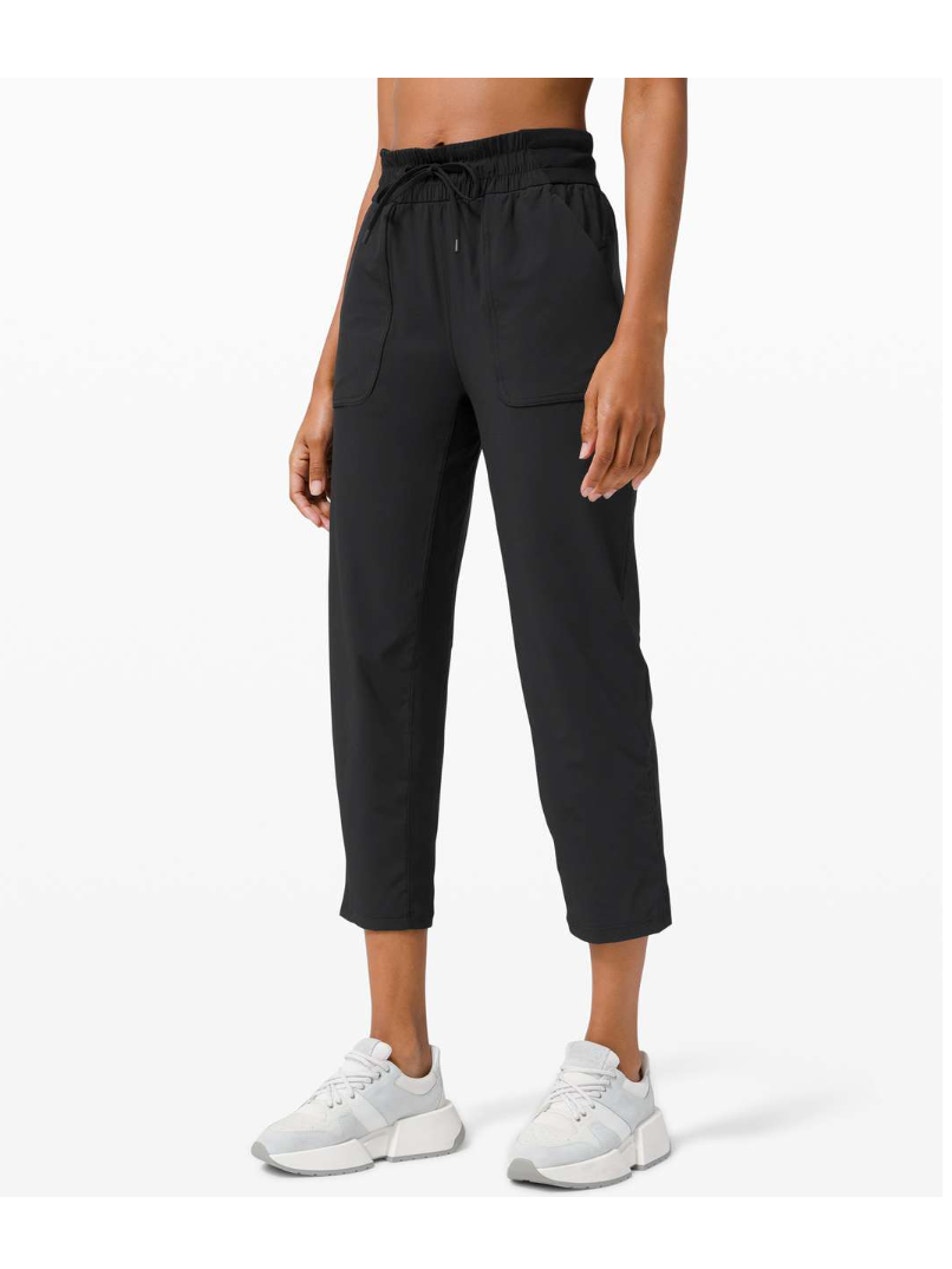 Lululemon Black Beyond The Studio Crop Pants Drawstring Pocket Classic Size 8